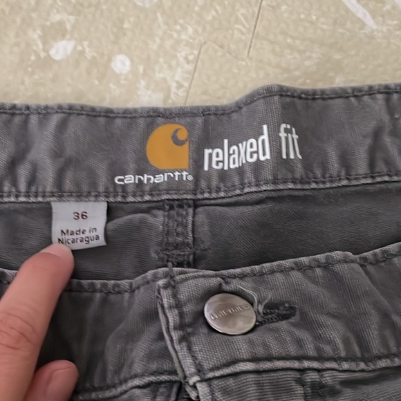 Carhartt Men’s Cargo Shorts - Picture 2 of 3